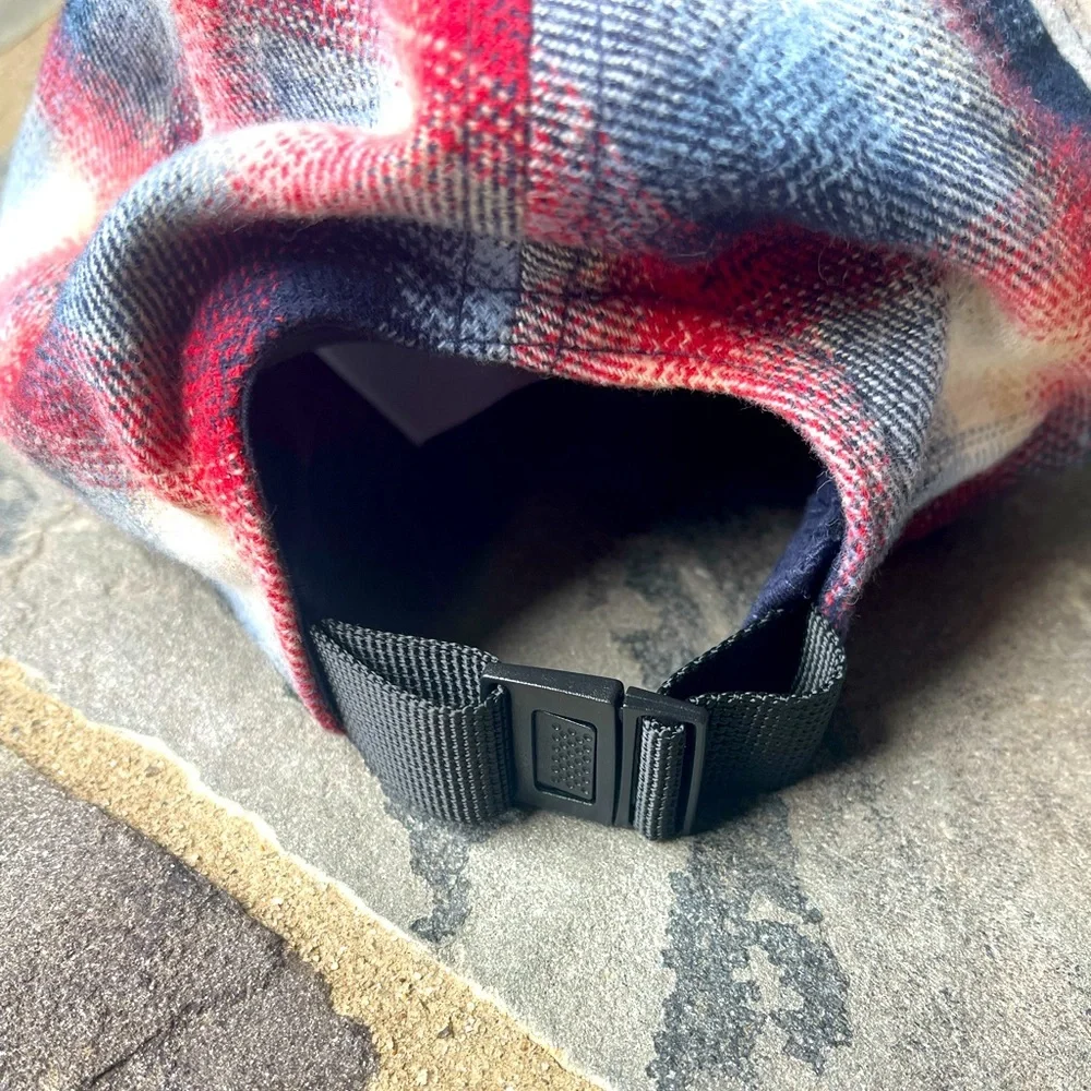 Kangol Grunge Plaid BB- UO